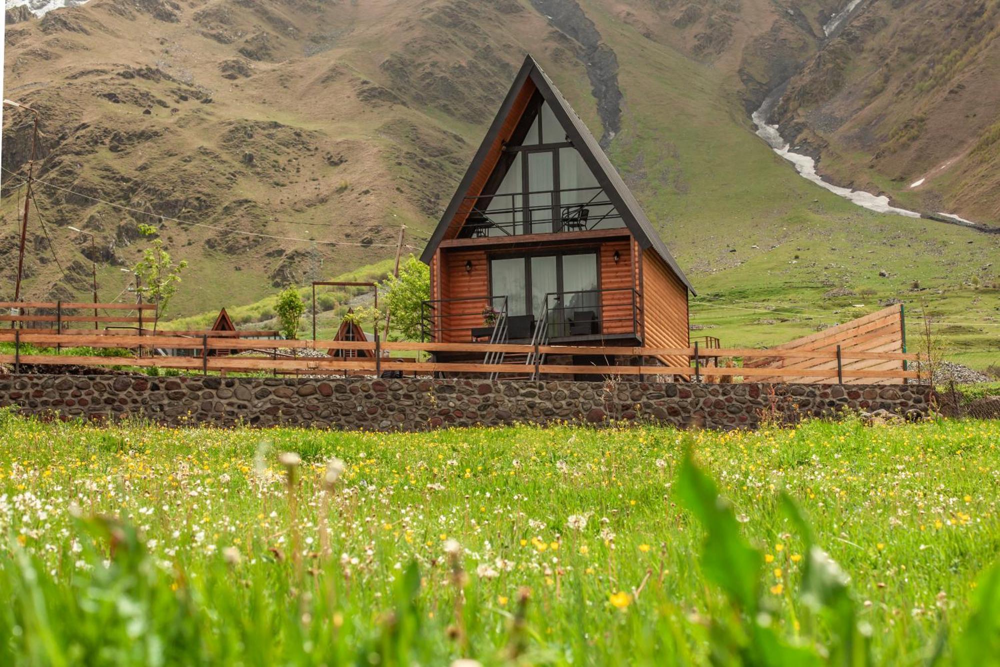 Sunset Cottage Kazbegi Exterior foto